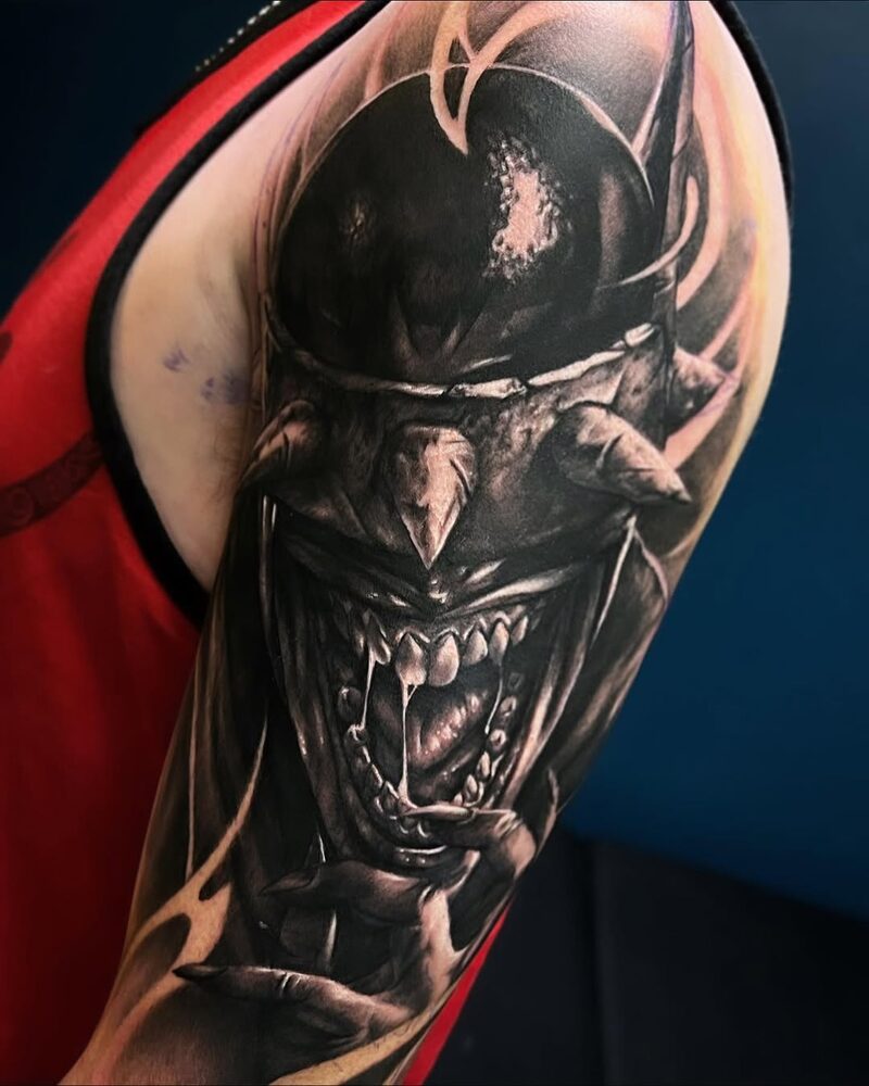 Blackwork tatuointi - Venom